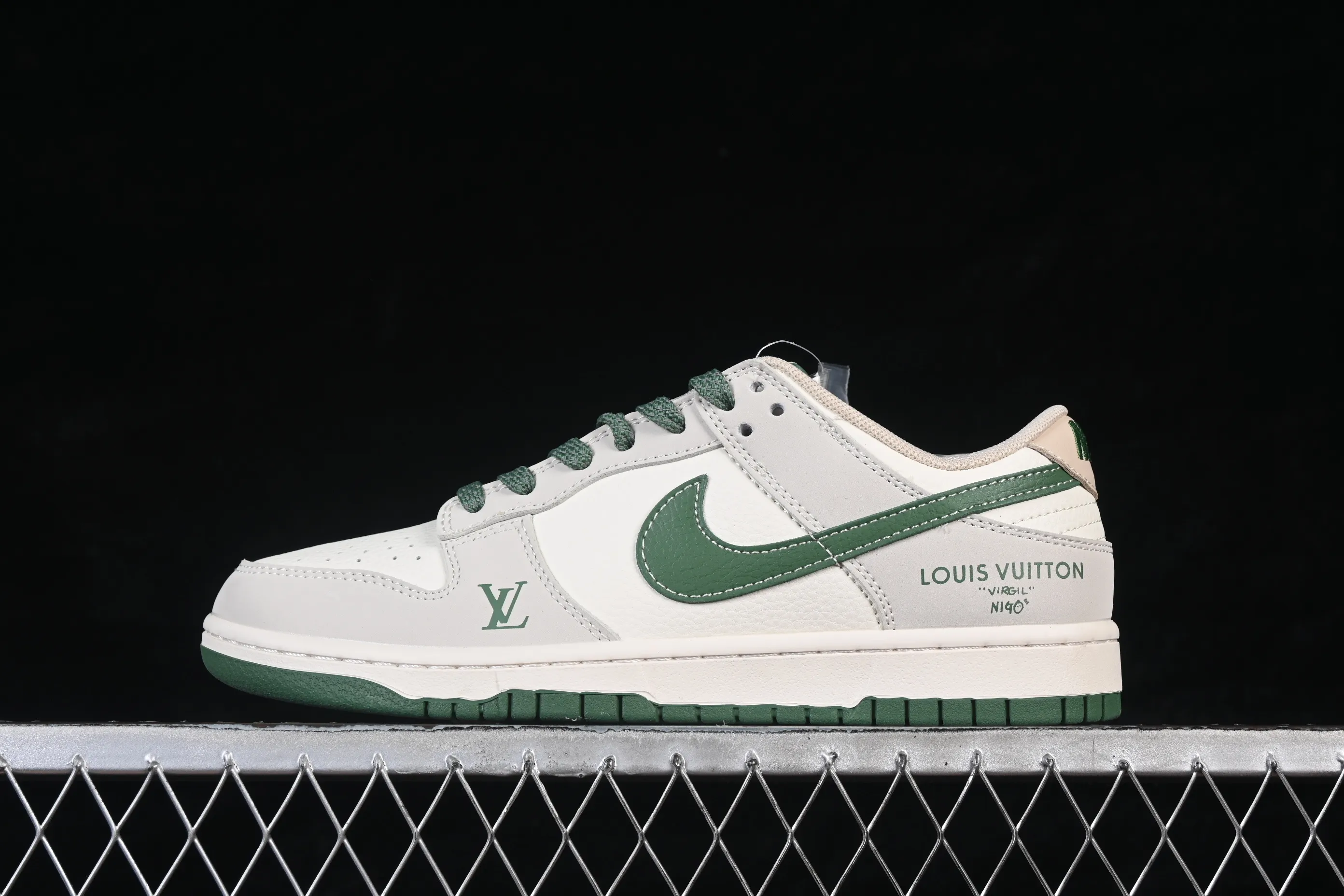 All categories Nk SB Dunk Series Nk SB Dunk Low High-end customized low-top sneakers Nike SB Dunk Low joint beige military green Anniversary high-end customized low-top casual sneakers JP1628-001